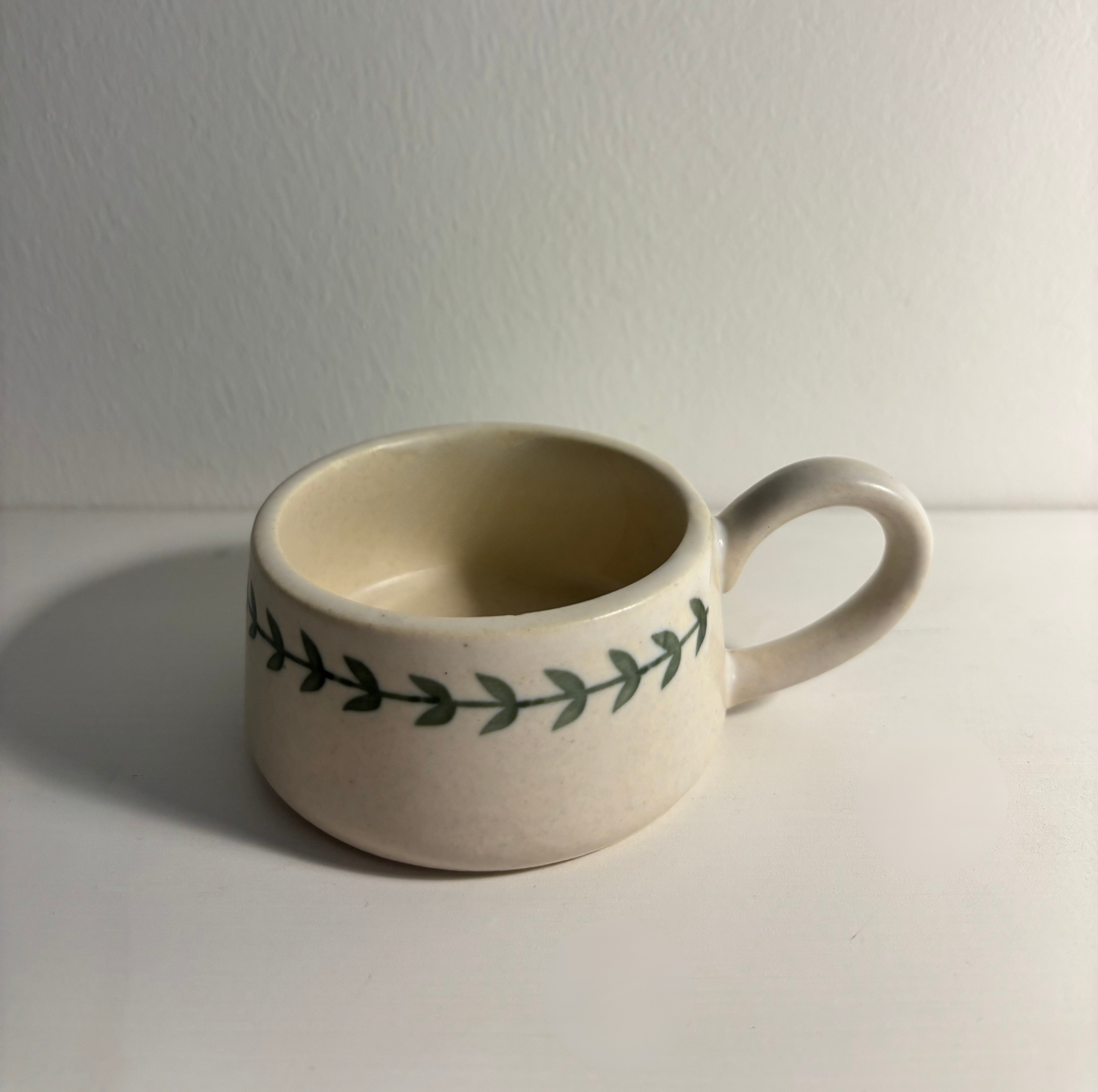 Stoneware Tea Light Cup, Wreath